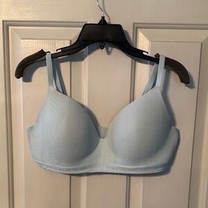 Victoria Secret T-Shirt Bra Size 38D